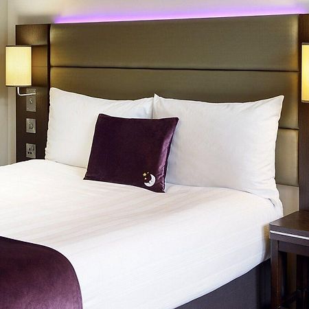 Premier Inn برنتوود المظهر الخارجي الصورة