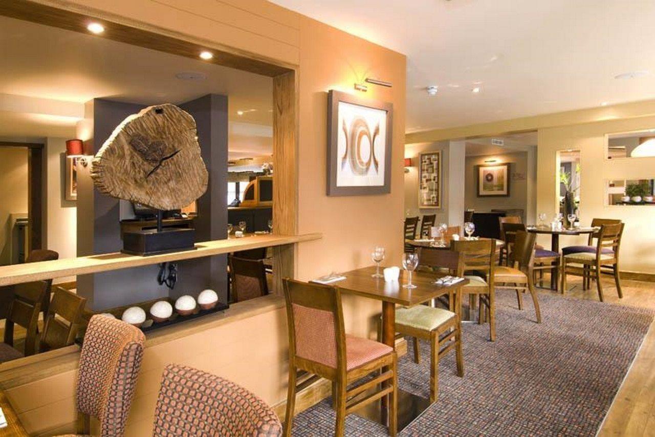 Premier Inn برنتوود المظهر الخارجي الصورة