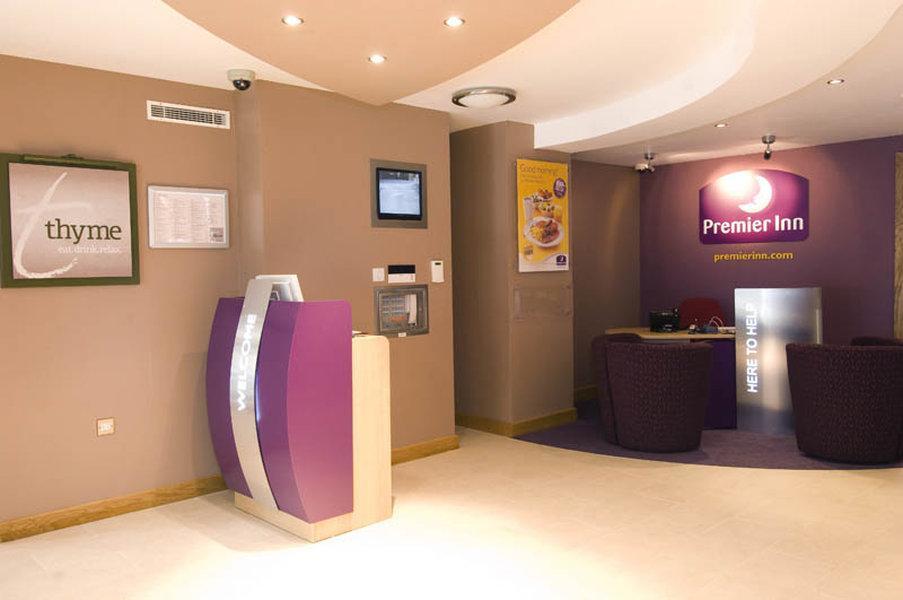 Premier Inn برنتوود المظهر الخارجي الصورة